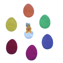 Load image into Gallery viewer, Little Chick Hide and Seek Colors Game Felt Set Pattern
